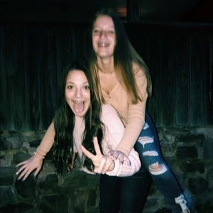 Meet your Posher, Hannah